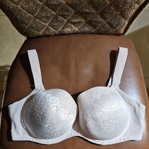 Soma Stunning Support Full Coverage Underwire Cream Floral Lace Bra Lined Padded